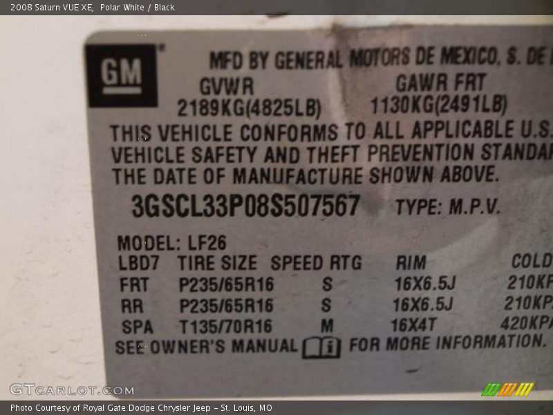 Polar White / Black 2008 Saturn VUE XE