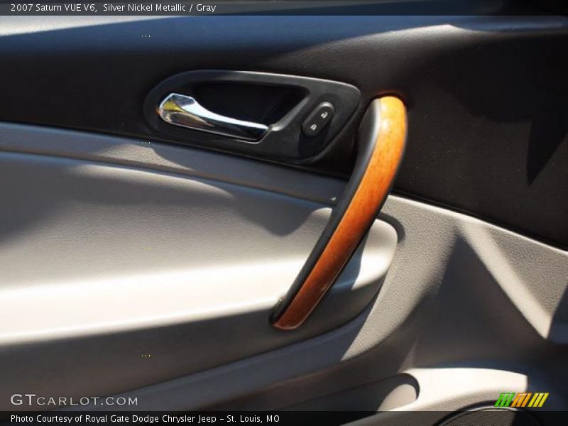 Silver Nickel Metallic / Gray 2007 Saturn VUE V6