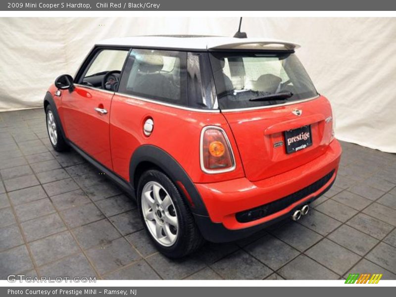 Chili Red / Black/Grey 2009 Mini Cooper S Hardtop