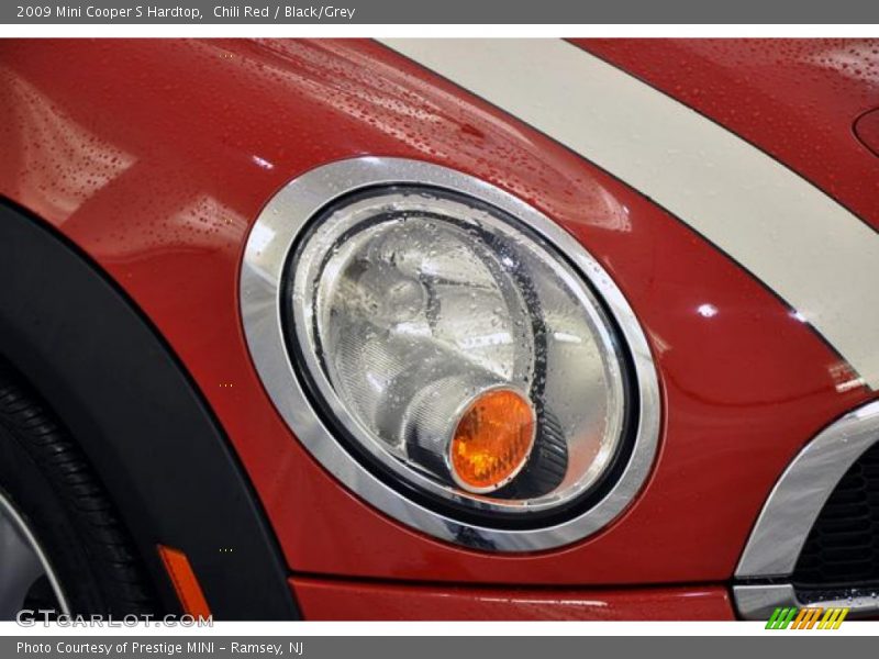 Chili Red / Black/Grey 2009 Mini Cooper S Hardtop