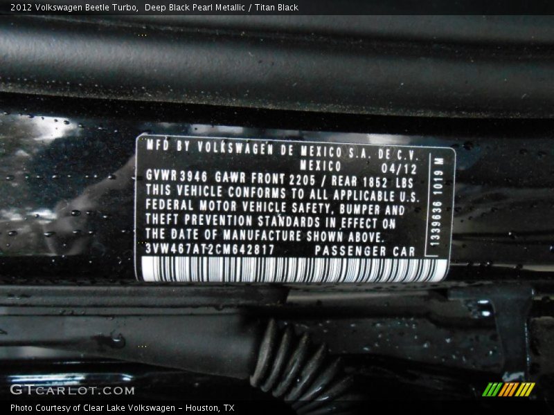 Deep Black Pearl Metallic / Titan Black 2012 Volkswagen Beetle Turbo