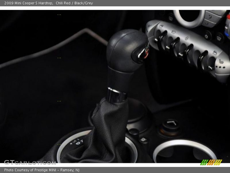 Chili Red / Black/Grey 2009 Mini Cooper S Hardtop