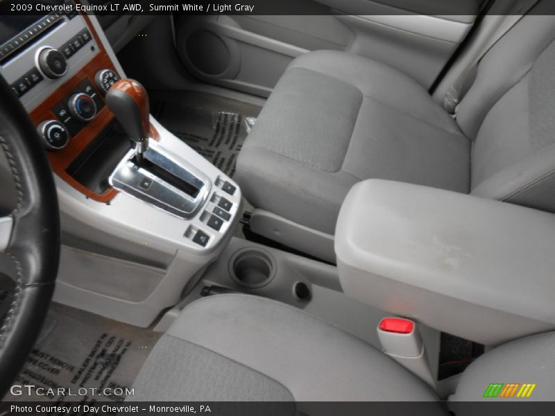 Summit White / Light Gray 2009 Chevrolet Equinox LT AWD