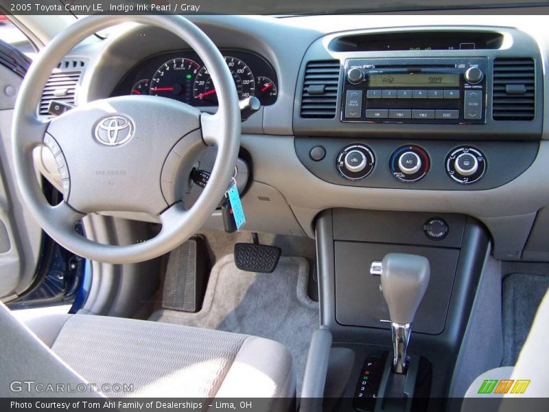 Indigo Ink Pearl / Gray 2005 Toyota Camry LE