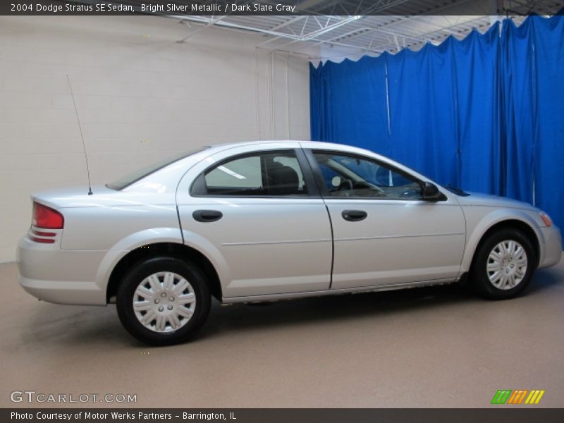 Bright Silver Metallic / Dark Slate Gray 2004 Dodge Stratus SE Sedan