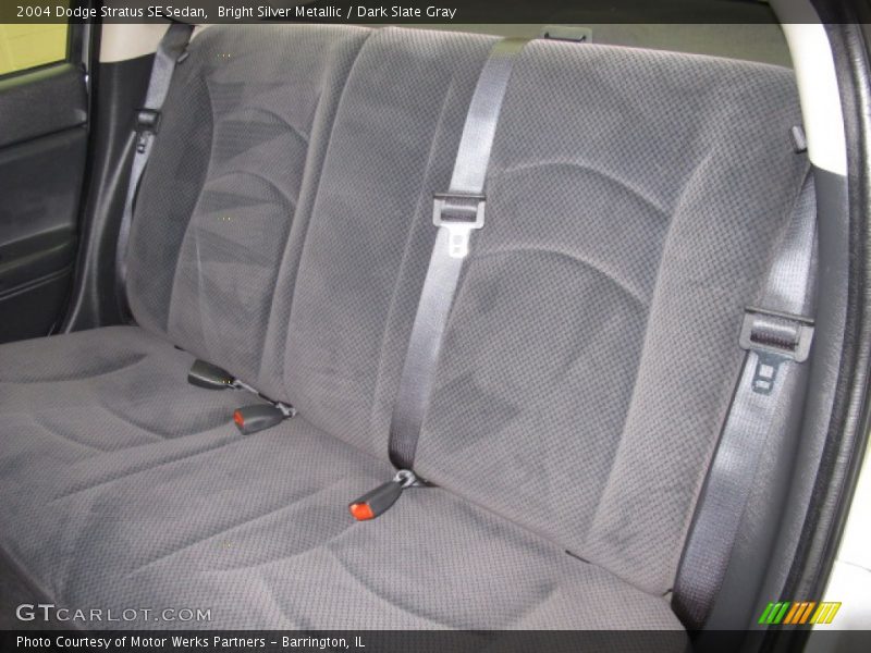 Bright Silver Metallic / Dark Slate Gray 2004 Dodge Stratus SE Sedan