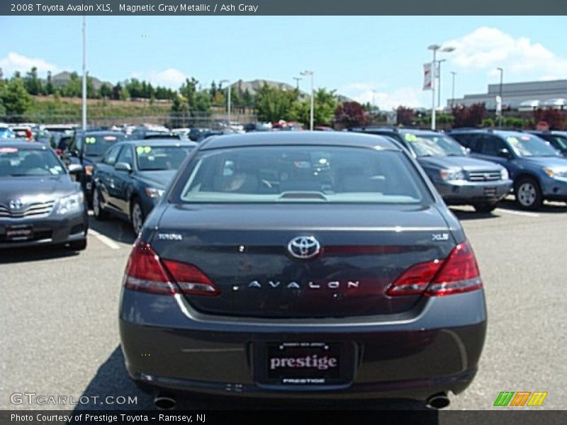 Magnetic Gray Metallic / Ash Gray 2008 Toyota Avalon XLS