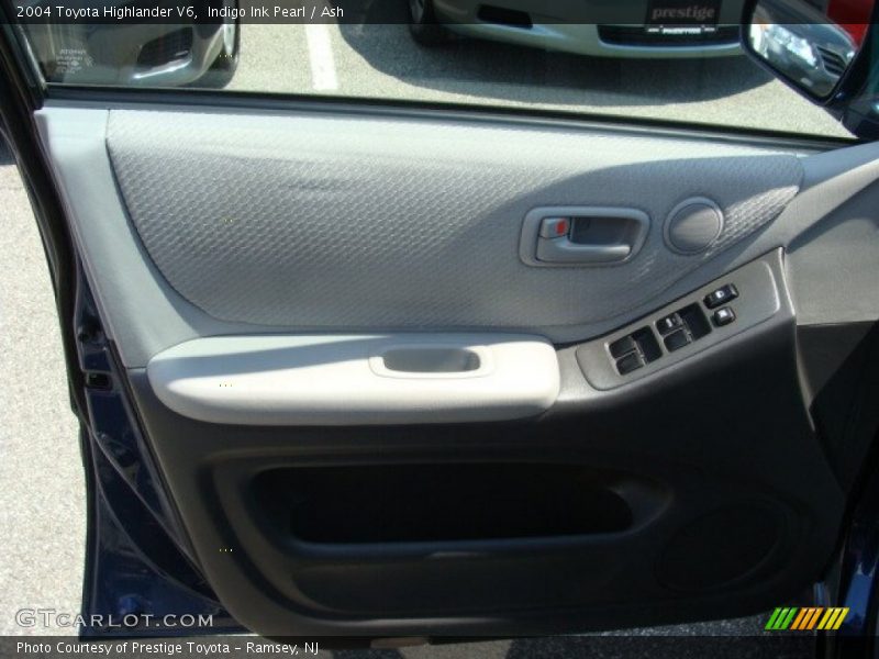 Indigo Ink Pearl / Ash 2004 Toyota Highlander V6