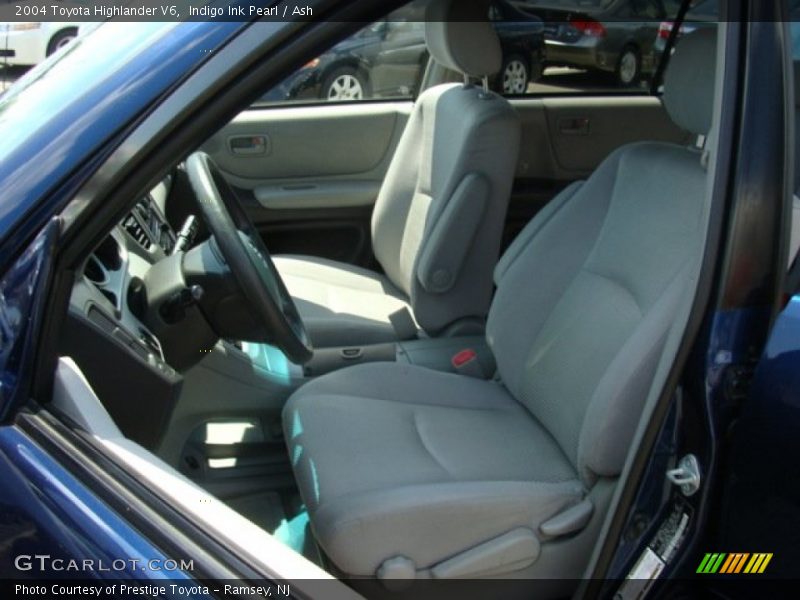 Front Seat of 2004 Highlander V6