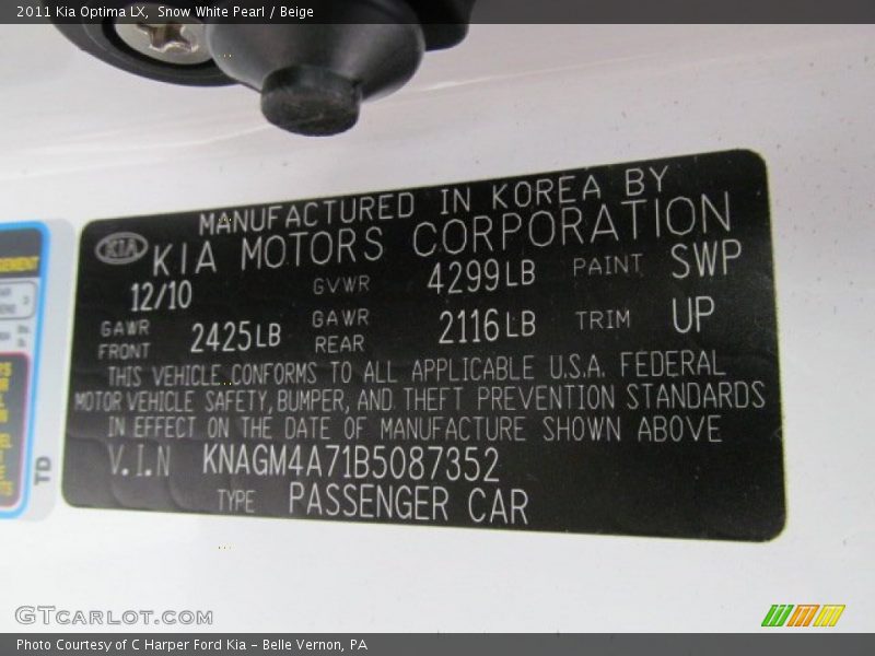 Snow White Pearl / Beige 2011 Kia Optima LX