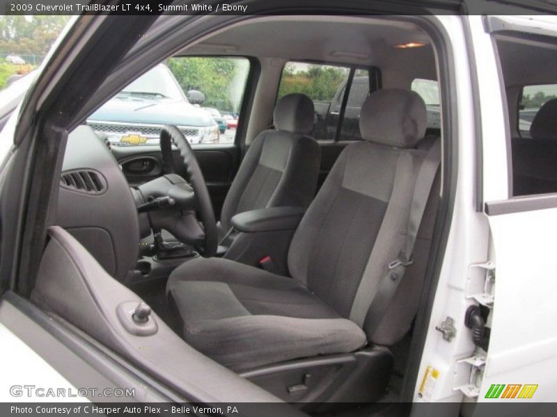 Summit White / Ebony 2009 Chevrolet TrailBlazer LT 4x4