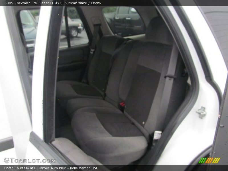 Summit White / Ebony 2009 Chevrolet TrailBlazer LT 4x4
