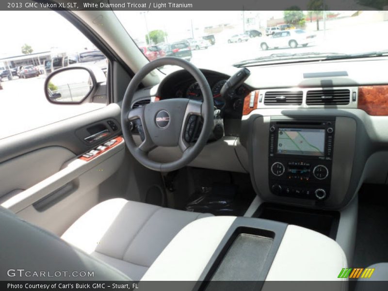 White Diamond Tricoat / Light Titanium 2013 GMC Yukon XL SLT