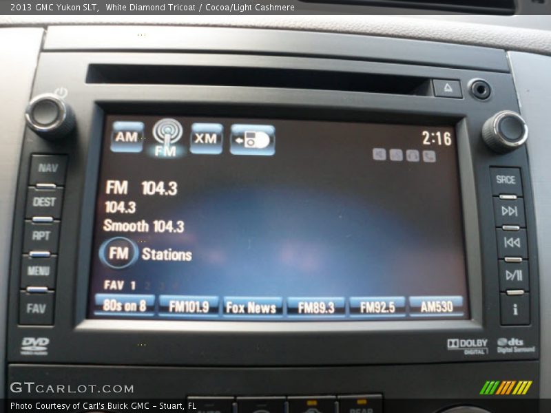 White Diamond Tricoat / Cocoa/Light Cashmere 2013 GMC Yukon SLT