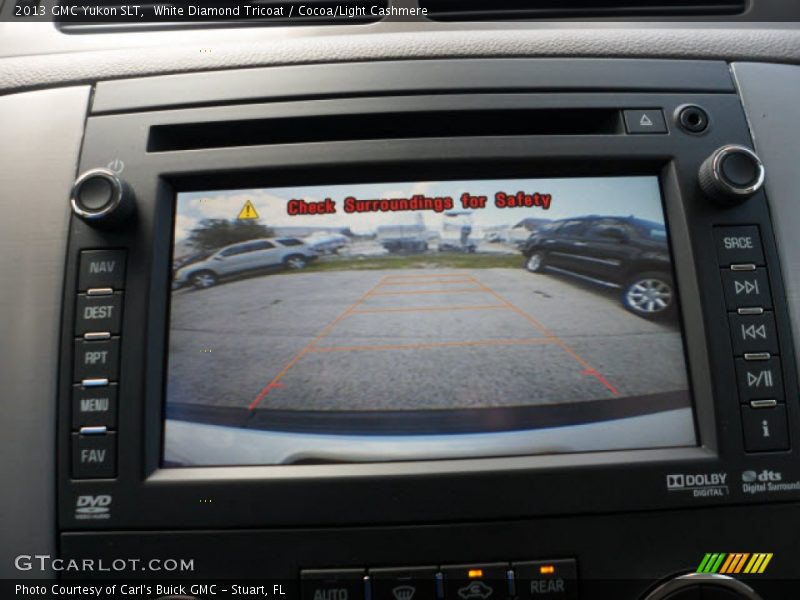 White Diamond Tricoat / Cocoa/Light Cashmere 2013 GMC Yukon SLT
