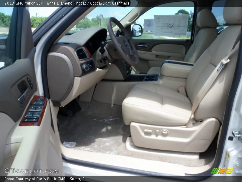 White Diamond Tricoat / Cocoa/Light Cashmere 2013 GMC Yukon SLT