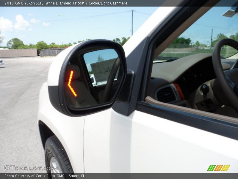 White Diamond Tricoat / Cocoa/Light Cashmere 2013 GMC Yukon SLT