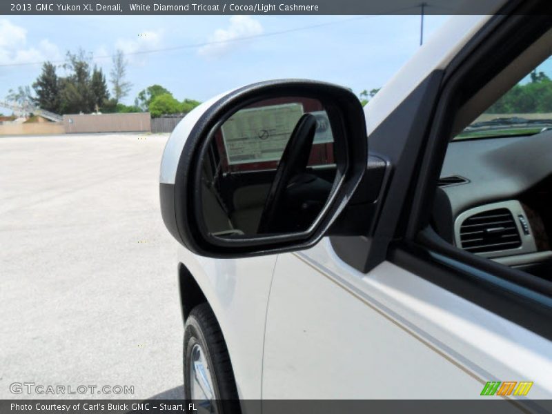 White Diamond Tricoat / Cocoa/Light Cashmere 2013 GMC Yukon XL Denali