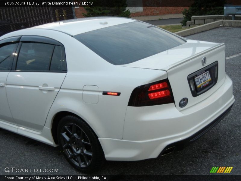 White Diamond Pearl / Ebony 2006 Acura TL 3.2