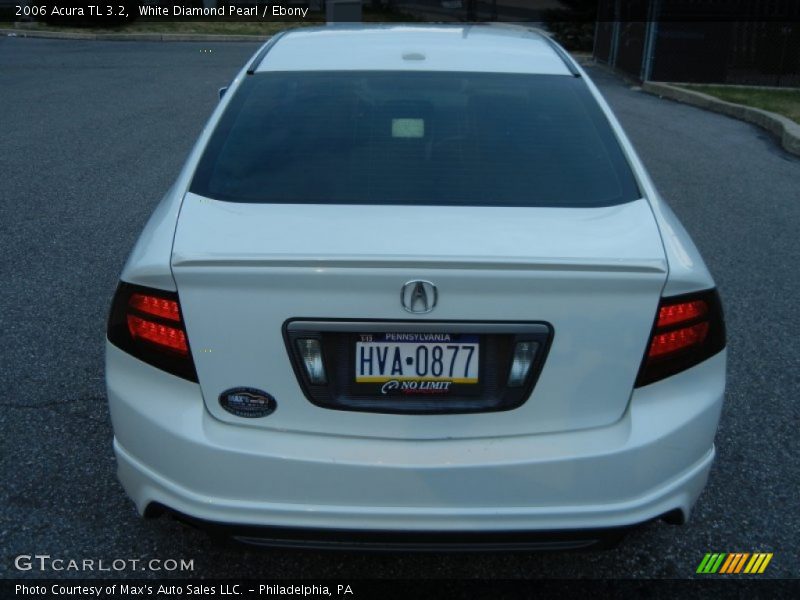 White Diamond Pearl / Ebony 2006 Acura TL 3.2