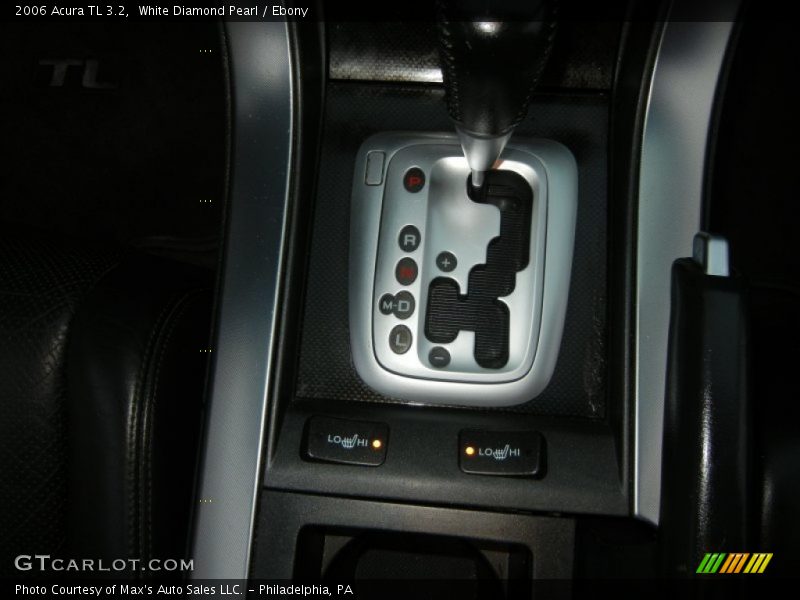 White Diamond Pearl / Ebony 2006 Acura TL 3.2