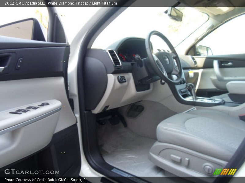 White Diamond Tricoat / Light Titanium 2012 GMC Acadia SLE