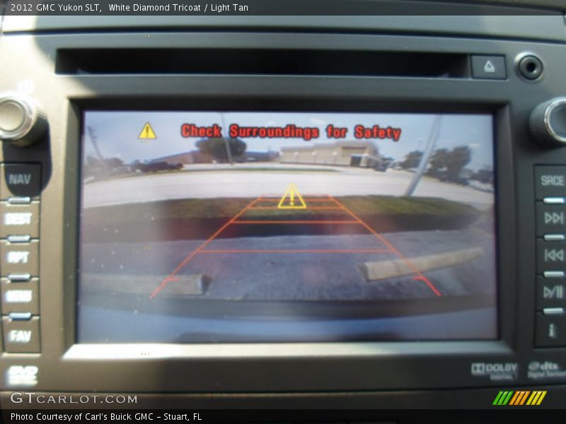 White Diamond Tricoat / Light Tan 2012 GMC Yukon SLT