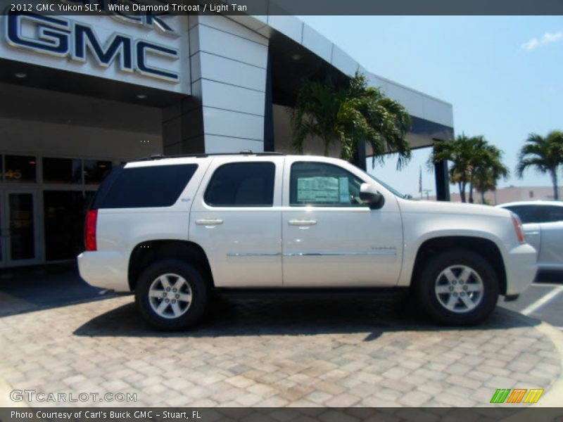 White Diamond Tricoat / Light Tan 2012 GMC Yukon SLT