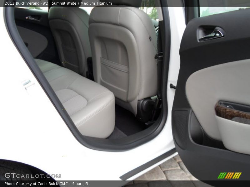 Summit White / Medium Titanium 2012 Buick Verano FWD