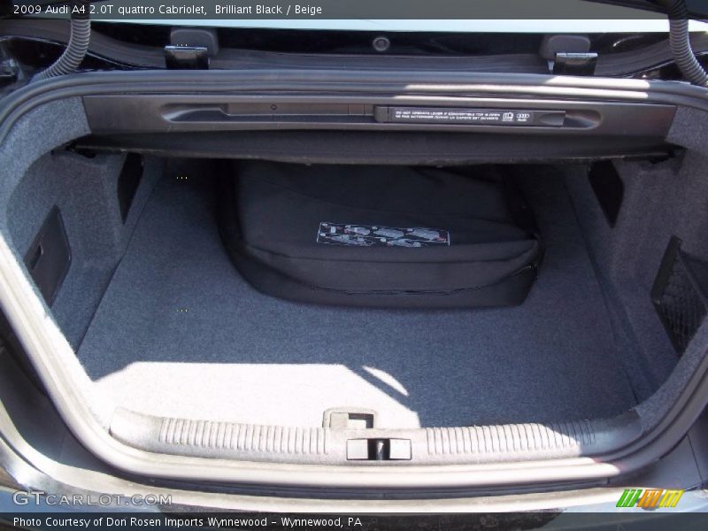  2009 A4 2.0T quattro Cabriolet Trunk