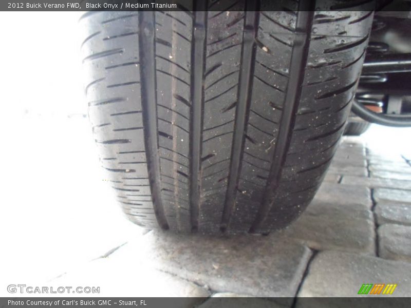 Black Onyx / Medium Titanium 2012 Buick Verano FWD