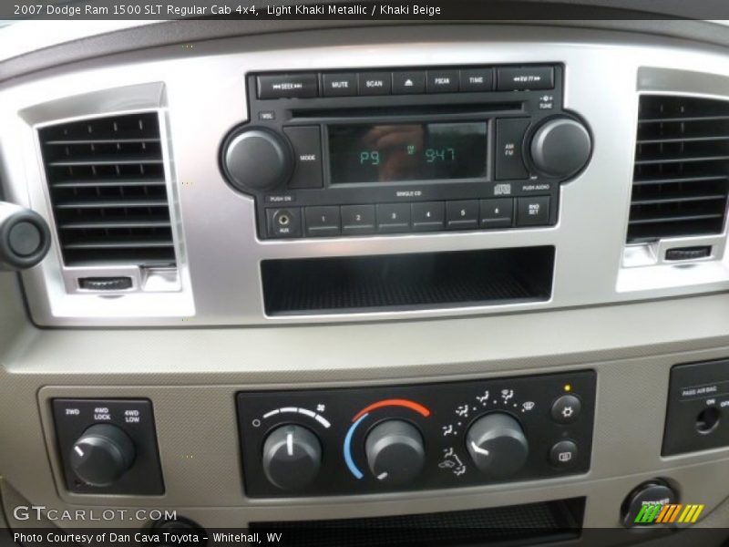 Light Khaki Metallic / Khaki Beige 2007 Dodge Ram 1500 SLT Regular Cab 4x4