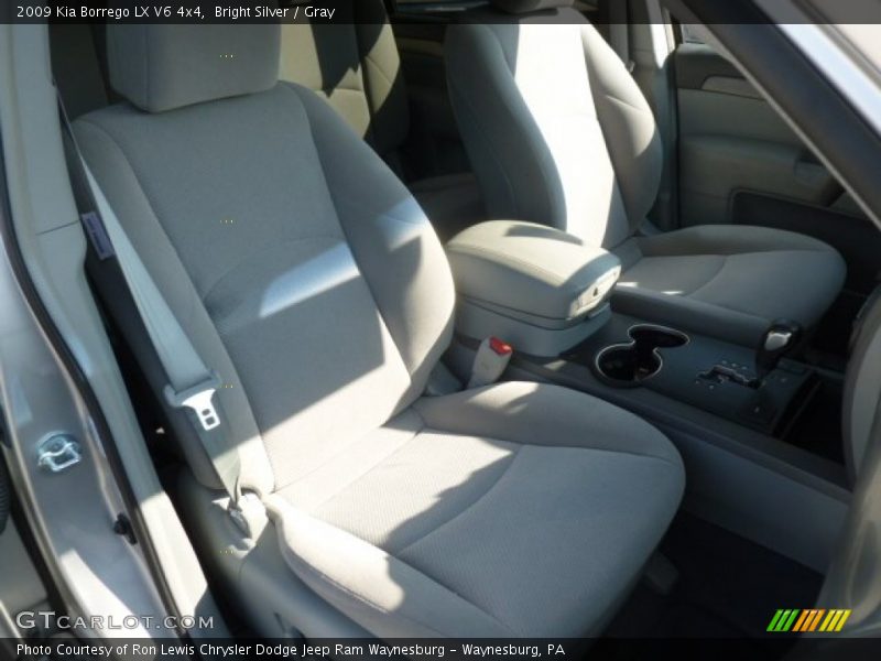 Bright Silver / Gray 2009 Kia Borrego LX V6 4x4