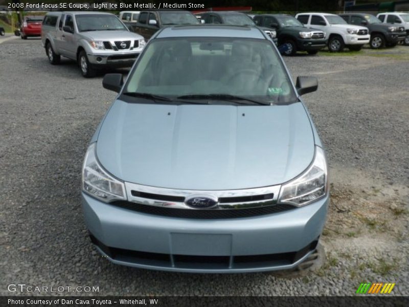 Light Ice Blue Metallic / Medium Stone 2008 Ford Focus SE Coupe