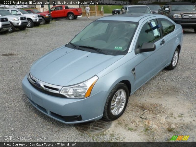 Light Ice Blue Metallic / Medium Stone 2008 Ford Focus SE Coupe