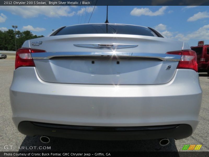 Bright Silver Metallic / Black 2012 Chrysler 200 S Sedan