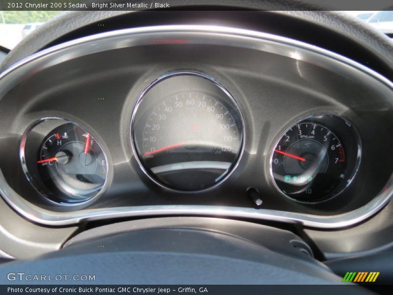 Bright Silver Metallic / Black 2012 Chrysler 200 S Sedan