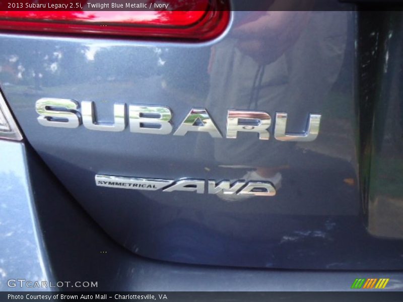 Twilight Blue Metallic / Ivory 2013 Subaru Legacy 2.5i