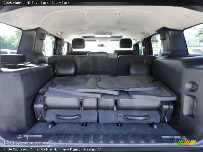  2008 H2 SUV Trunk