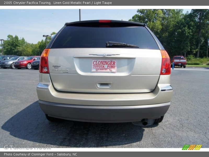 Linen Gold Metallic Pearl / Light Taupe 2005 Chrysler Pacifica Touring