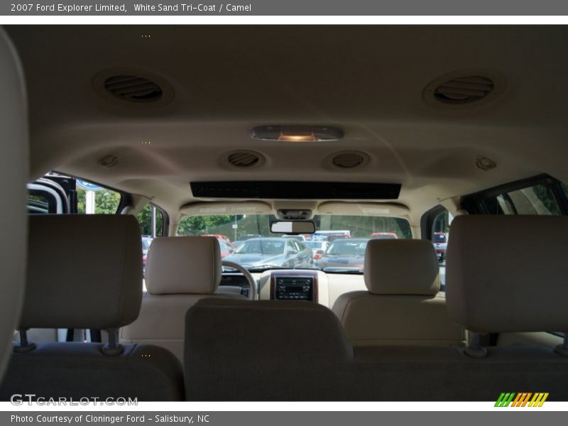 White Sand Tri-Coat / Camel 2007 Ford Explorer Limited