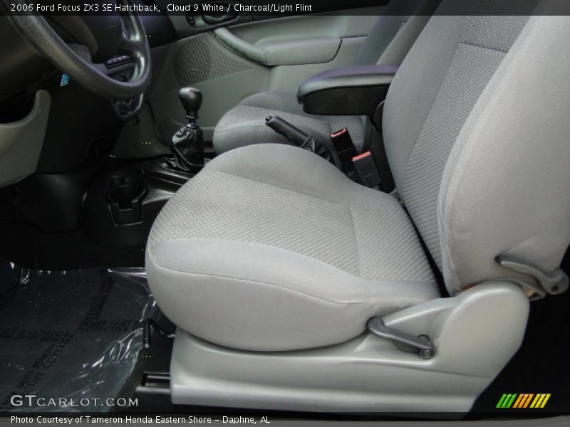Cloud 9 White / Charcoal/Light Flint 2006 Ford Focus ZX3 SE Hatchback
