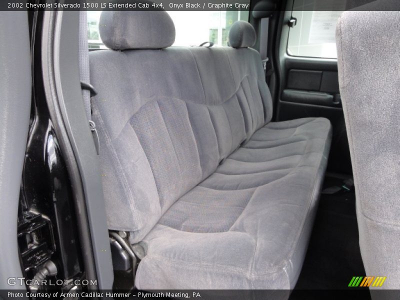 Onyx Black / Graphite Gray 2002 Chevrolet Silverado 1500 LS Extended Cab 4x4