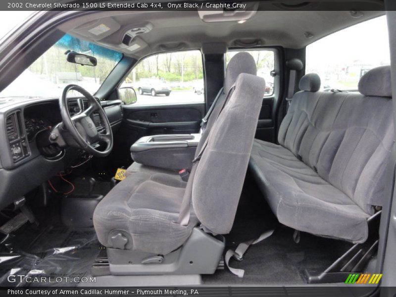 Onyx Black / Graphite Gray 2002 Chevrolet Silverado 1500 LS Extended Cab 4x4
