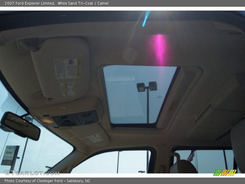 White Sand Tri-Coat / Camel 2007 Ford Explorer Limited
