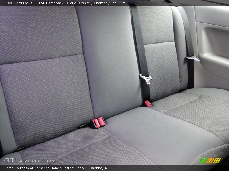 Cloud 9 White / Charcoal/Light Flint 2006 Ford Focus ZX3 SE Hatchback
