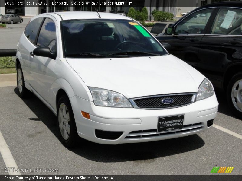 Cloud 9 White / Charcoal/Light Flint 2006 Ford Focus ZX3 SE Hatchback
