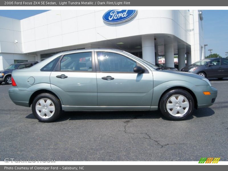  2006 Focus ZX4 SE Sedan Light Tundra Metallic