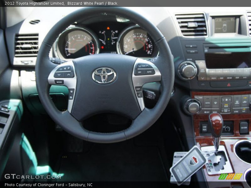 Blizzard White Pearl / Black 2012 Toyota Highlander Limited