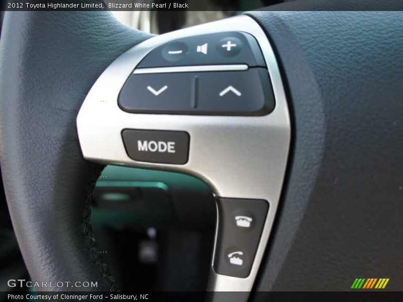 Blizzard White Pearl / Black 2012 Toyota Highlander Limited